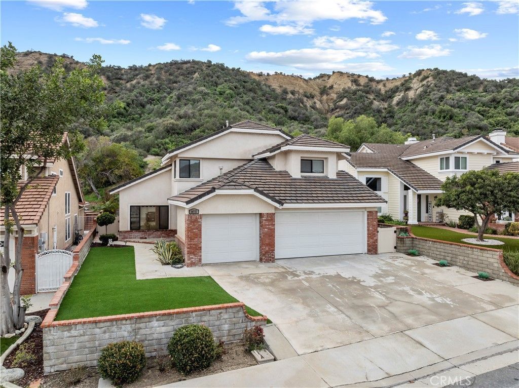 28732 Greenwood Place, Castaic, CA 91384 Main Photo