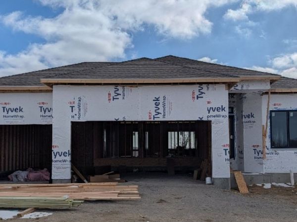 3064 Ridgeview Circle , Coralville, IA 52241