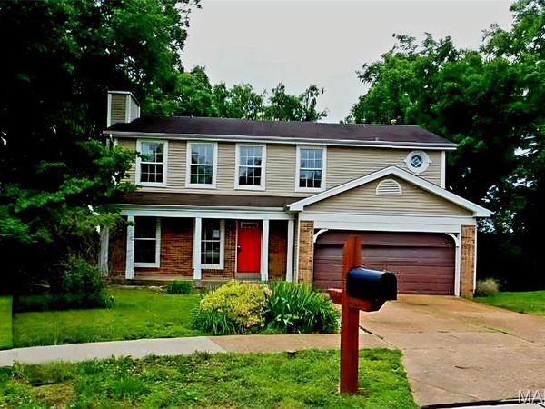 1545 Greenfield Crossing Court, Ballwin, MO 63021