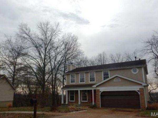 1545 Greenfield Crossing Court , Ballwin, MO 63021