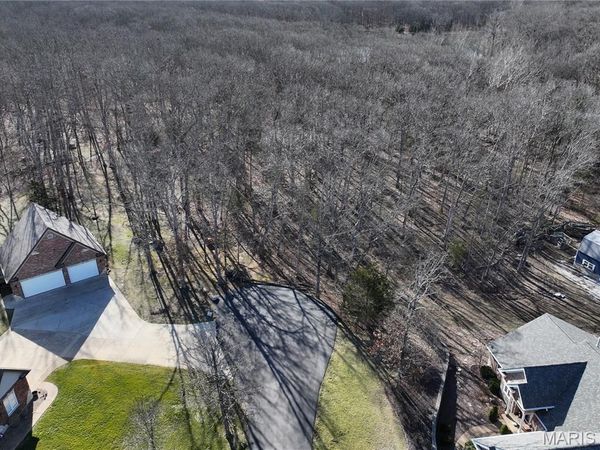 3 Woodbridge Creek Drive, Wentzville, MO 63385