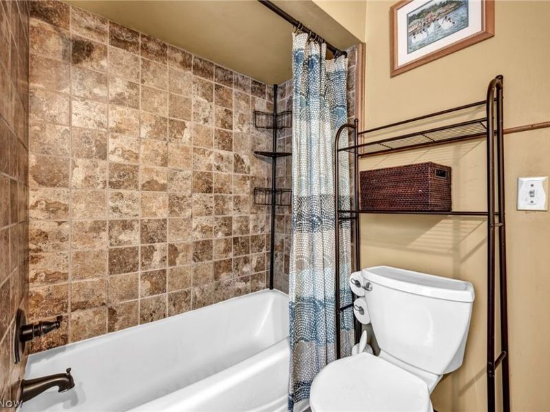 2506 N Taylor Road, Cleveland Heights, OH 44118 Photo 21