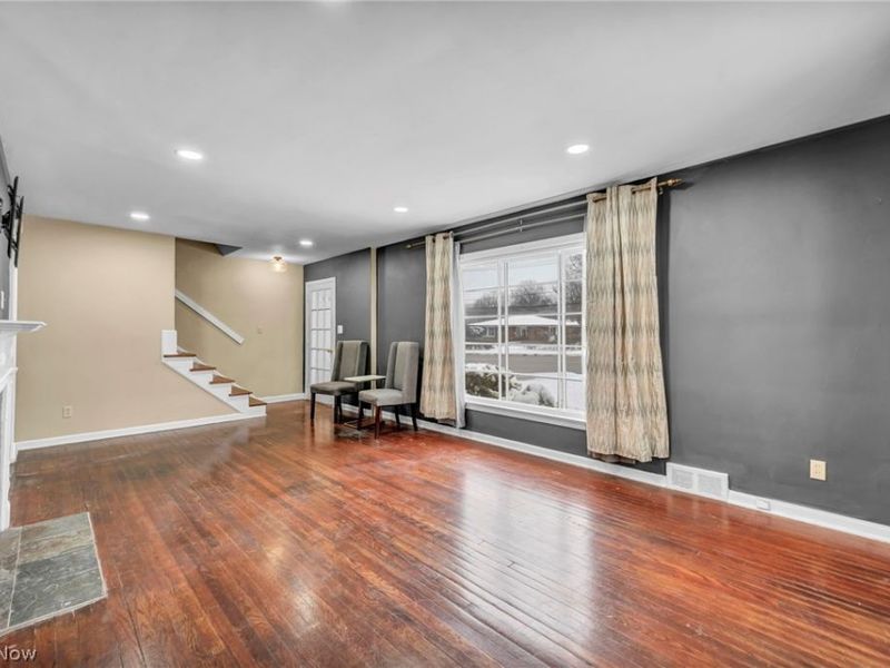 2506 N Taylor Road, Cleveland Heights, OH 44118 Photo 3