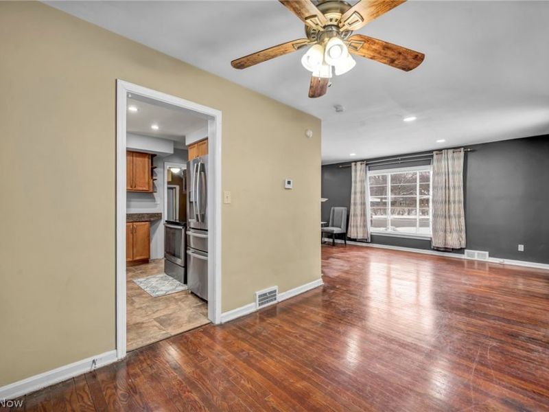 2506 N Taylor Road, Cleveland Heights, OH 44118 Photo 6
