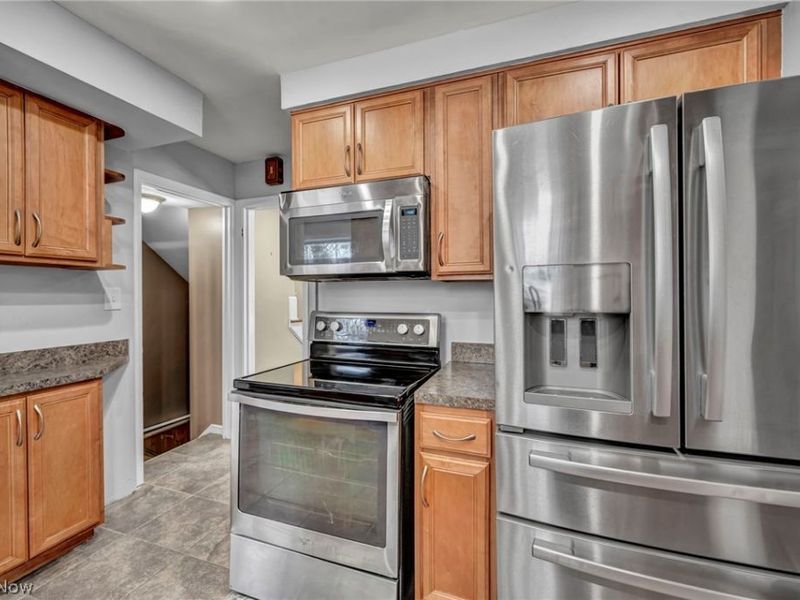 2506 N Taylor Road, Cleveland Heights, OH 44118 Photo 9