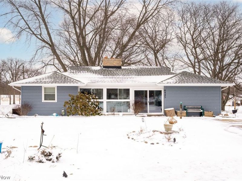 6445 Lake Avenue, Elyria, OH 44035 Photo 1