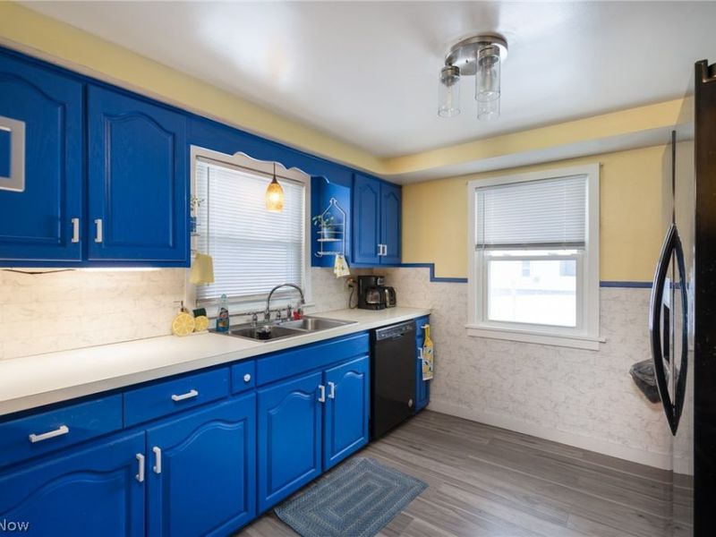 6445 Lake Avenue, Elyria, OH 44035 Photo 10