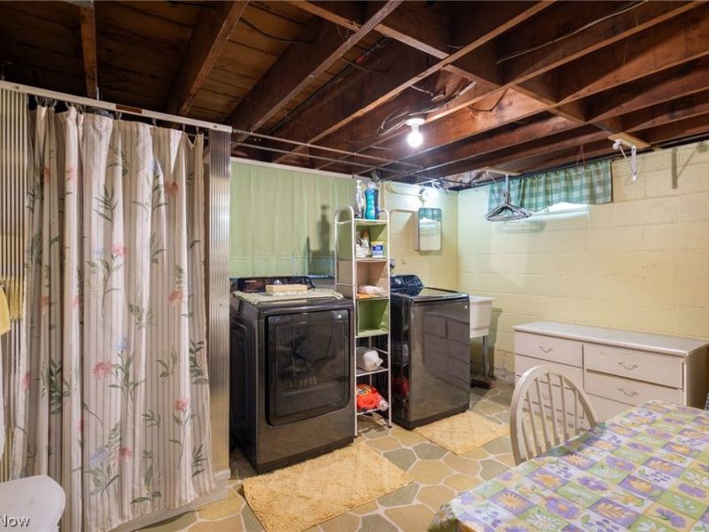 6445 Lake Avenue, Elyria, OH 44035 Photo 19