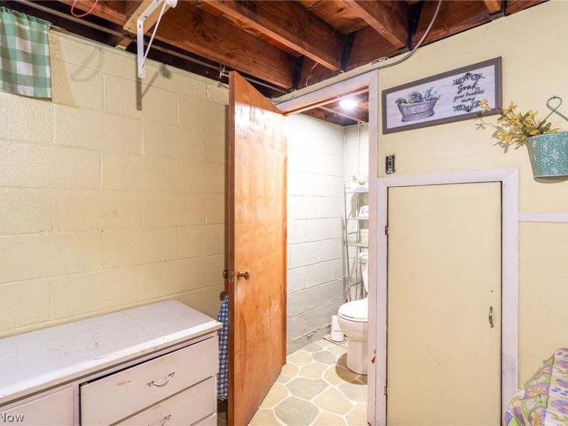 6445 Lake Avenue, Elyria, OH 44035 Photo 20