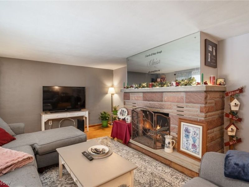 6445 Lake Avenue, Elyria, OH 44035 Photo 3