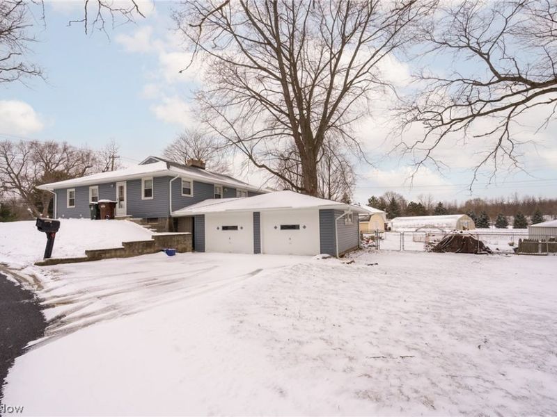 6445 Lake Avenue, Elyria, OH 44035 Photo 32