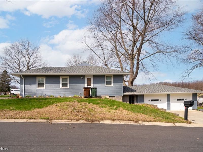 6445 Lake Avenue, Elyria, OH 44035 Photo 32