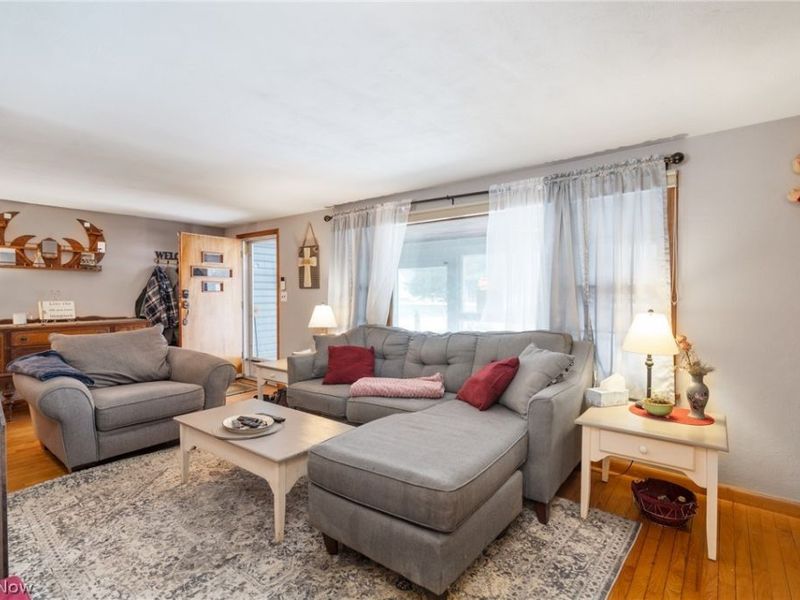 6445 Lake Avenue, Elyria, OH 44035 Photo 6