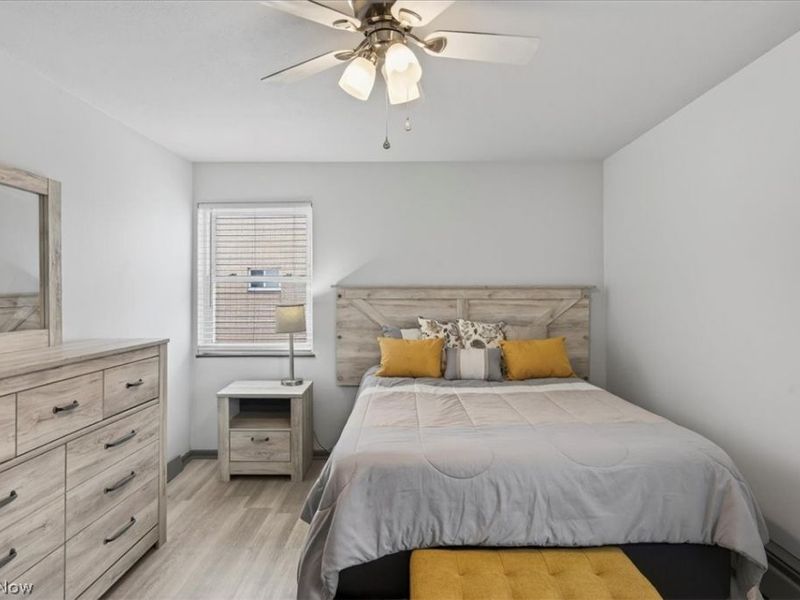 5382 Lee Road, Unit 202, Maple Heights, OH 44137 Photo 8