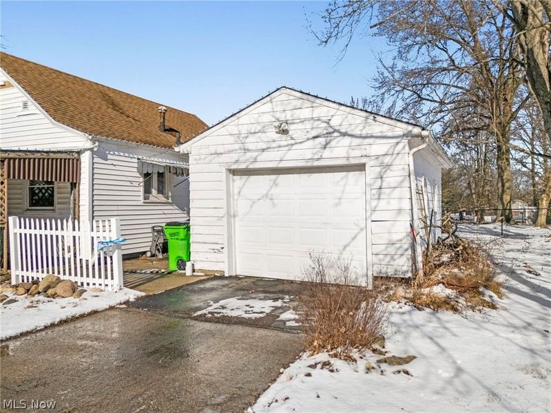 160 Bonnieview Avenue, Alliance, OH 44601 Photo 20