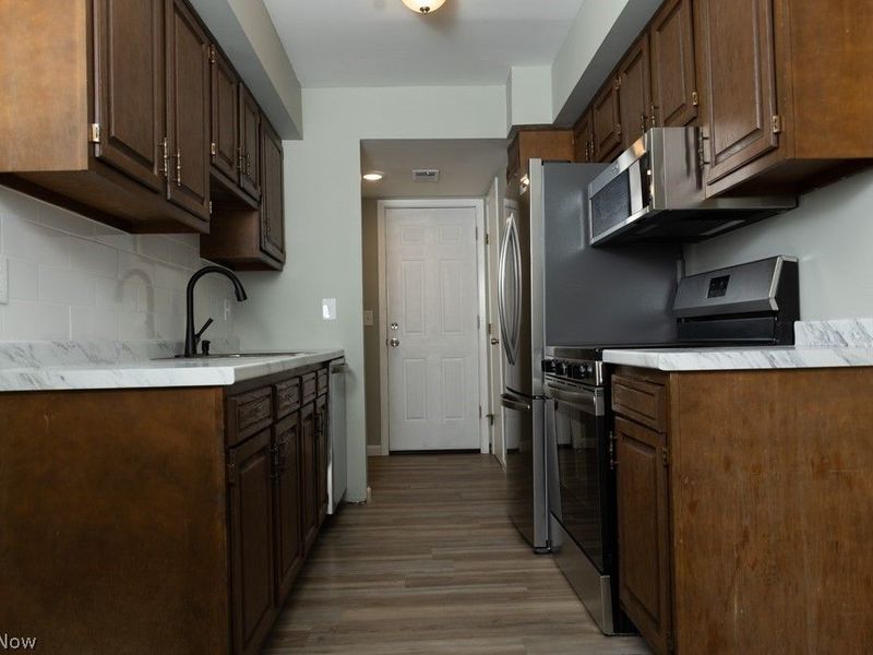 13716 Oakbrook Drive, Unit 3716, North Royalton, OH 44133 Photo 19