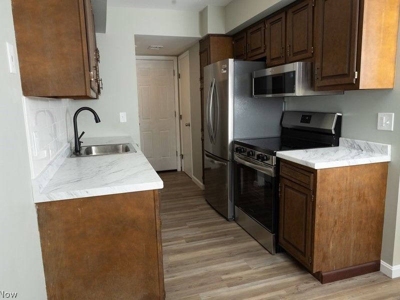 13716 Oakbrook Drive, Unit 3716, North Royalton, OH 44133 Photo 21