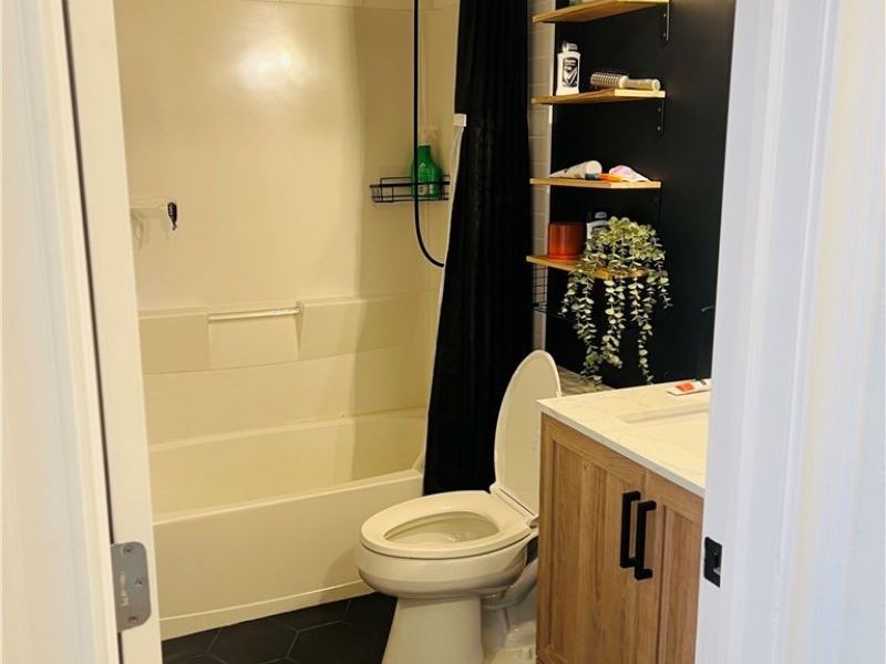 2556 Shakespeare Lane, Avon, OH 44011 Photo 10