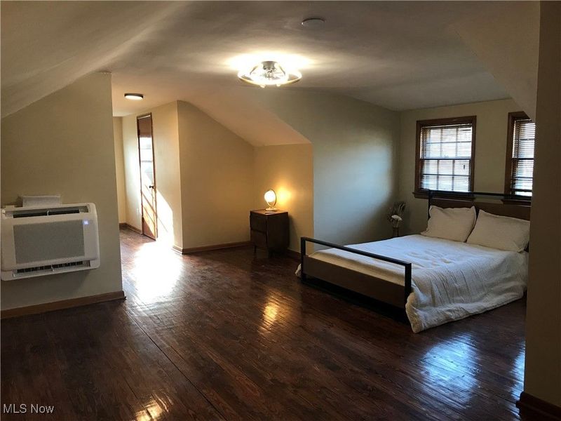 3656 Brinkmore Road, Cleveland, OH 44121 Photo 10