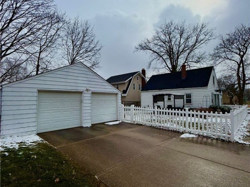 1087 Roosevelt Avenue, Cuyahoga Falls, OH 44221 Photo 23