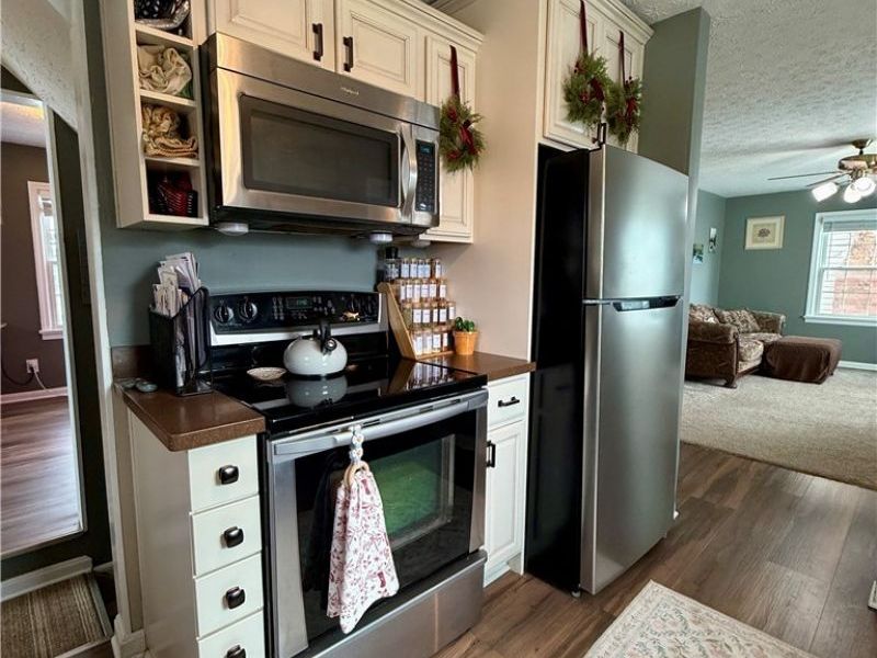 1087 Roosevelt Avenue, Cuyahoga Falls, OH 44221 Photo 8