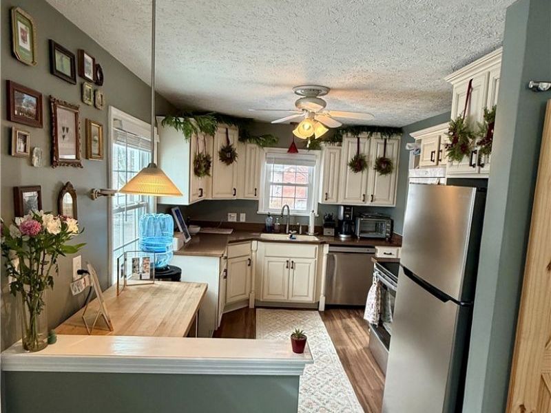 1087 Roosevelt Avenue, Cuyahoga Falls, OH 44221 Photo 9