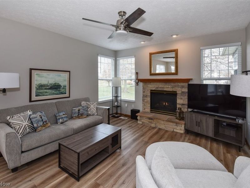 2144 Southampton Lane, Avon, OH 44011 Photo 3