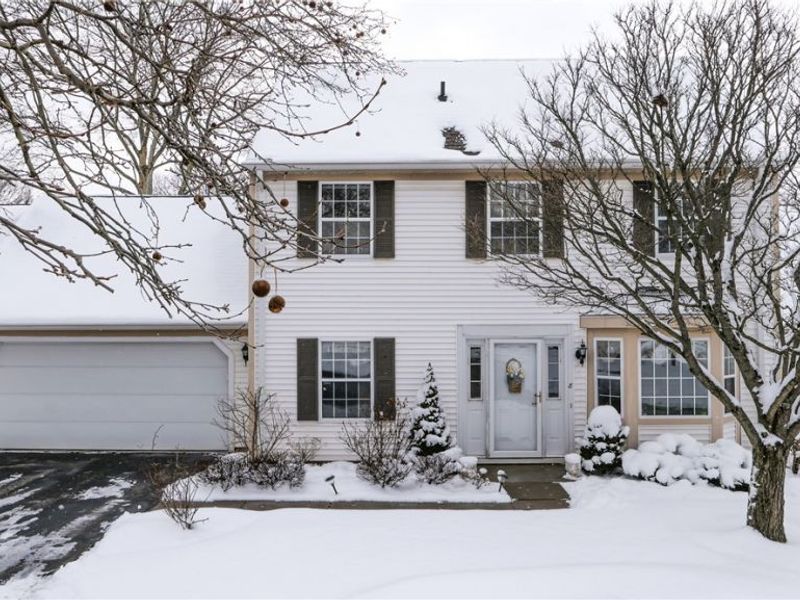 8 Hudson Common Drive, Hudson, OH 44236 Photo 1