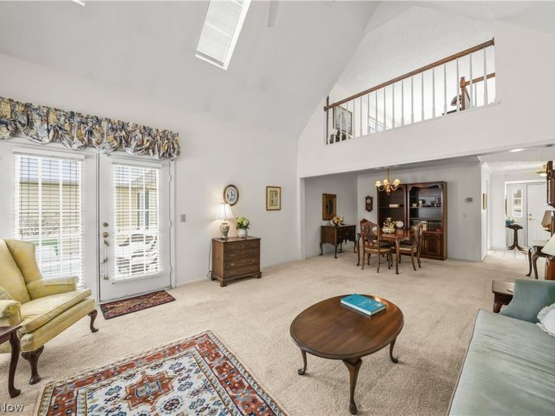 8 Hudson Common Drive, Hudson, OH 44236 Photo 12