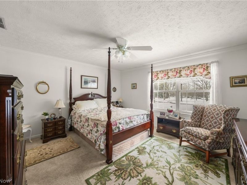 8 Hudson Common Drive, Hudson, OH 44236 Photo 14