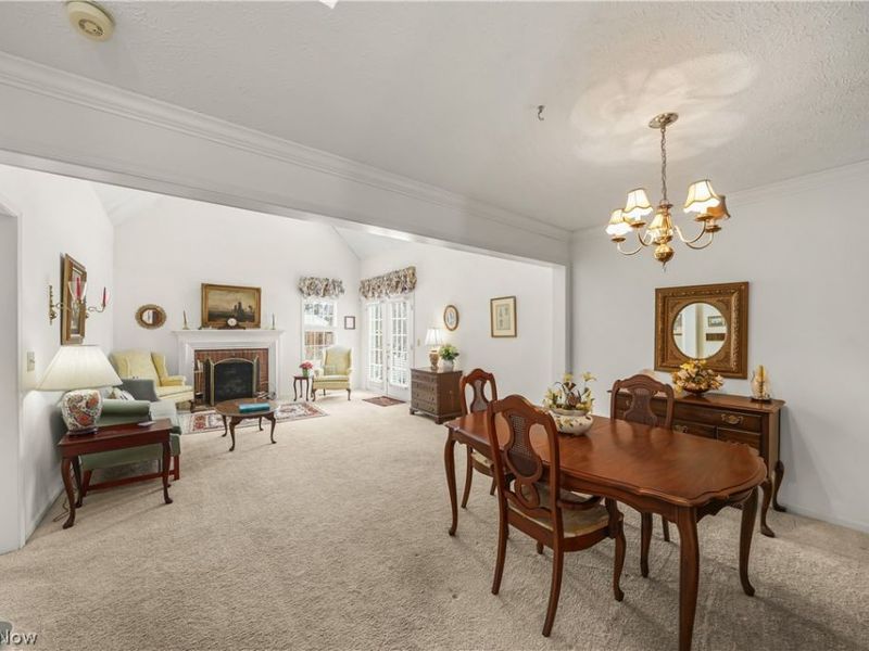 8 Hudson Common Drive, Hudson, OH 44236 Photo 9