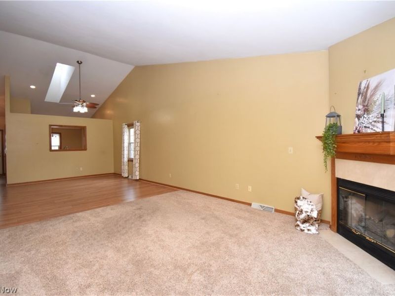 330 Myron Street, Hubbard, OH 44425 Photo 14