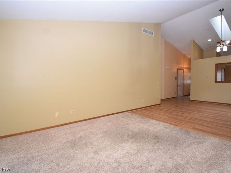 330 Myron Street, Hubbard, OH 44425 Photo 15