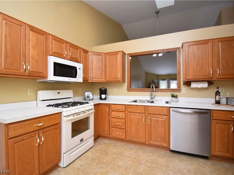 330 Myron Street, Hubbard, OH 44425 Photo 21