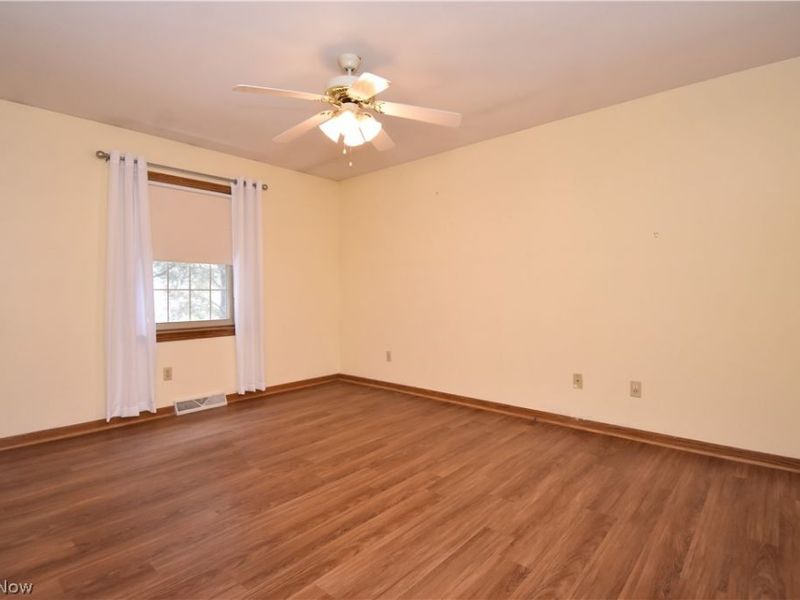 330 Myron Street, Hubbard, OH 44425 Photo 28