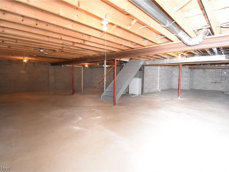 330 Myron Street, Hubbard, OH 44425 Photo 43