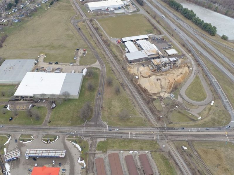 W Ohio Avenue, Dover, OH 44622 Photo 2