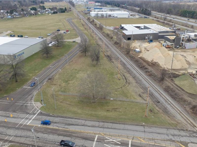 W Ohio Avenue, Dover, OH 44622 Photo 3