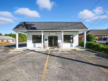 506 W Broadway Street, Lawrenceburg, KY 40342