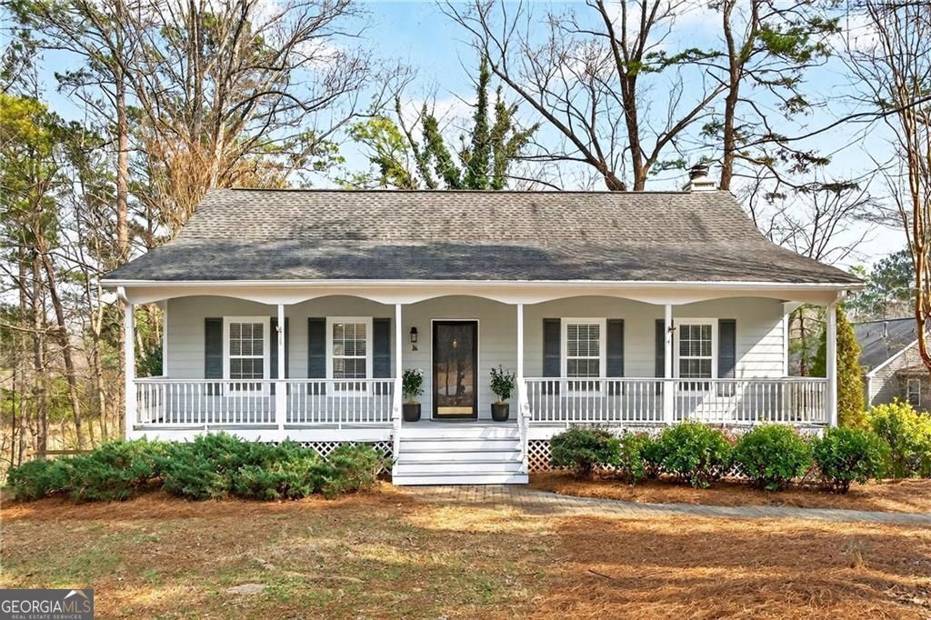 4554 S Landing Drive, Marietta, GA 30066 Main Photo