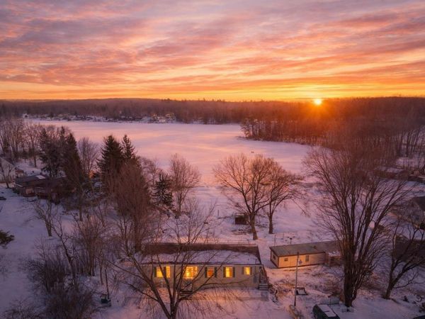 12596 Marilyn Drive, Leroy, MI 49655