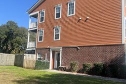 9006 Parlor Drive photo 4