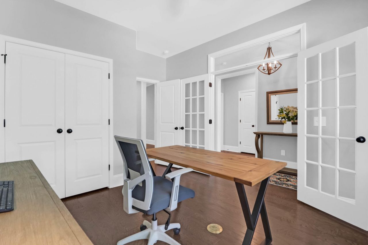 217 Quimby Hill Drive Photo 13