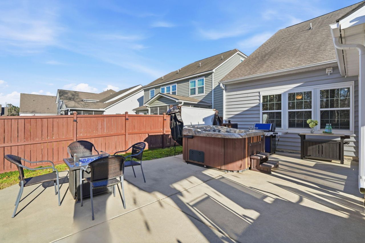 9931 Winged Elm Street Photo 25