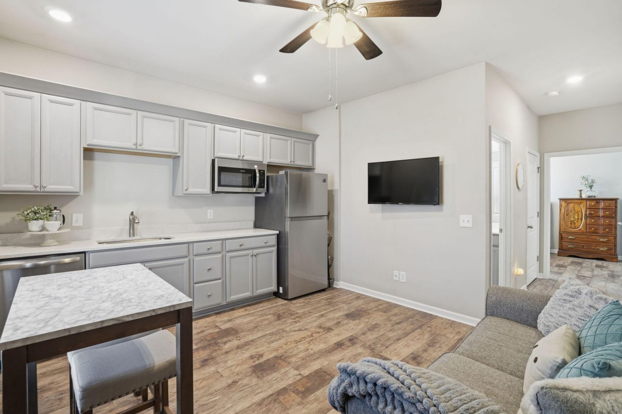 9931 Winged Elm Street Photo 5