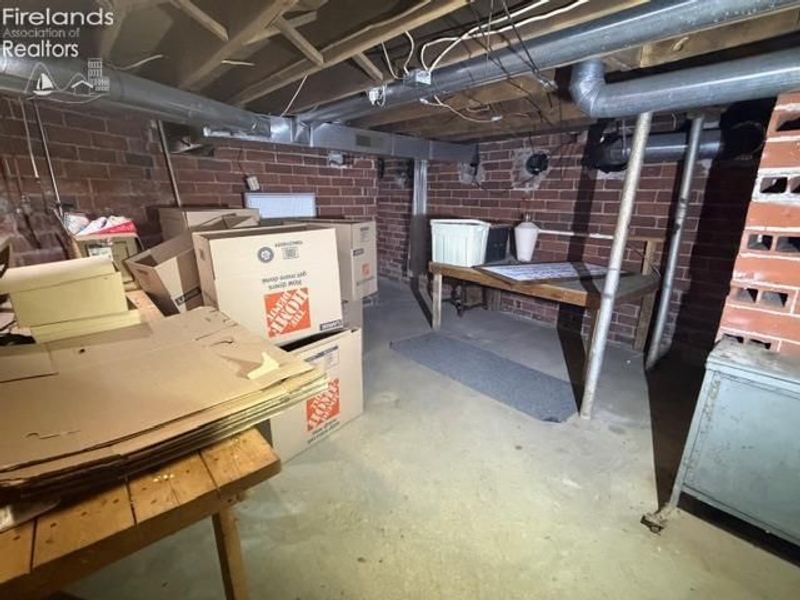 152 E Main Street, New London, OH 44851 Photo 61