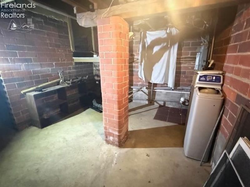 152 E Main Street, New London, OH 44851 Photo 62