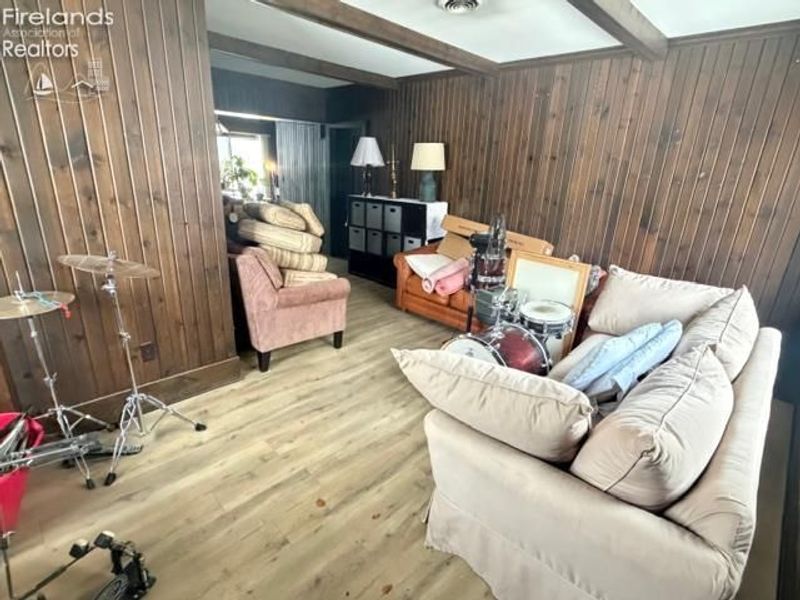 152 E Main Street, New London, OH 44851 Photo 77