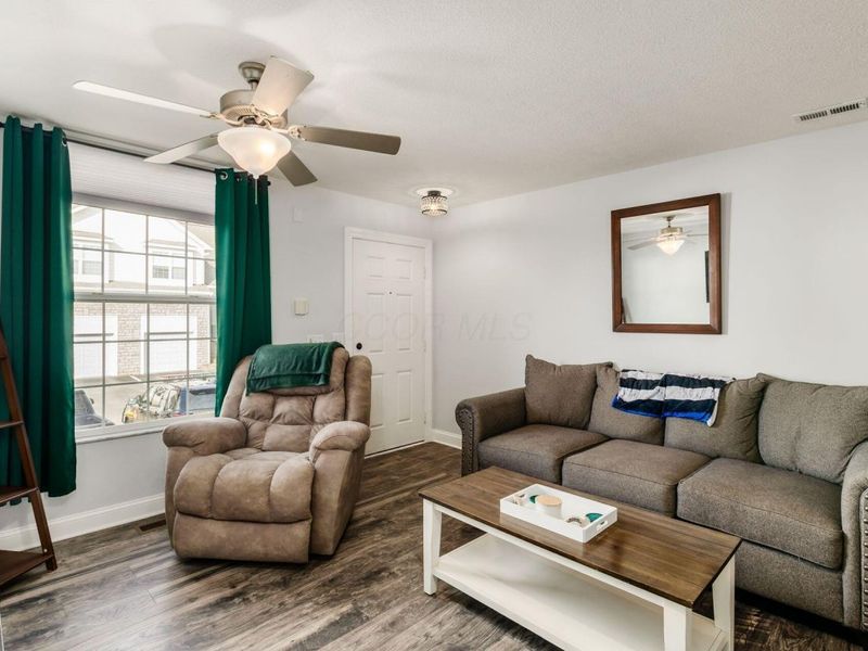 5962 Thunder Gulch Drive, Unit B, New Albany, OH 43054 Photo 10