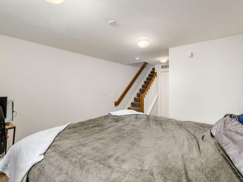 5962 Thunder Gulch Drive, Unit B, New Albany, OH 43054 Photo 24